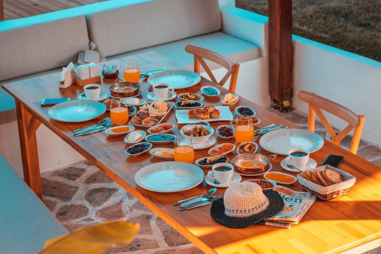 Zoi Cunda Hotel Екстериор снимка